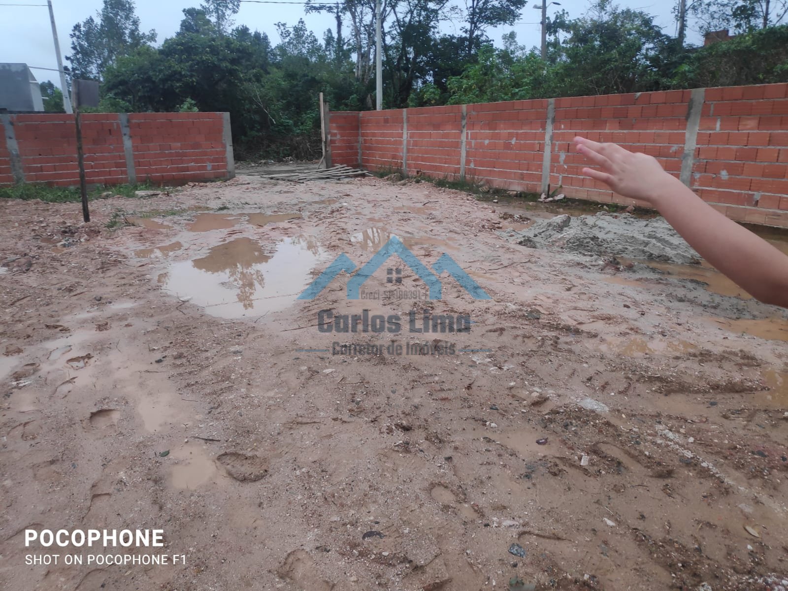Terreno á Venda em Caraguatatuba - Litoral Norte